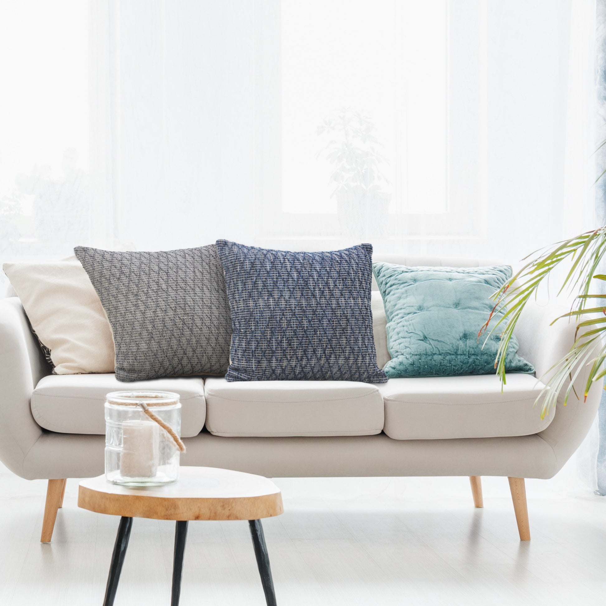 20" X 20" Blue 100% Cotton Geometric Zippered Pillow-8