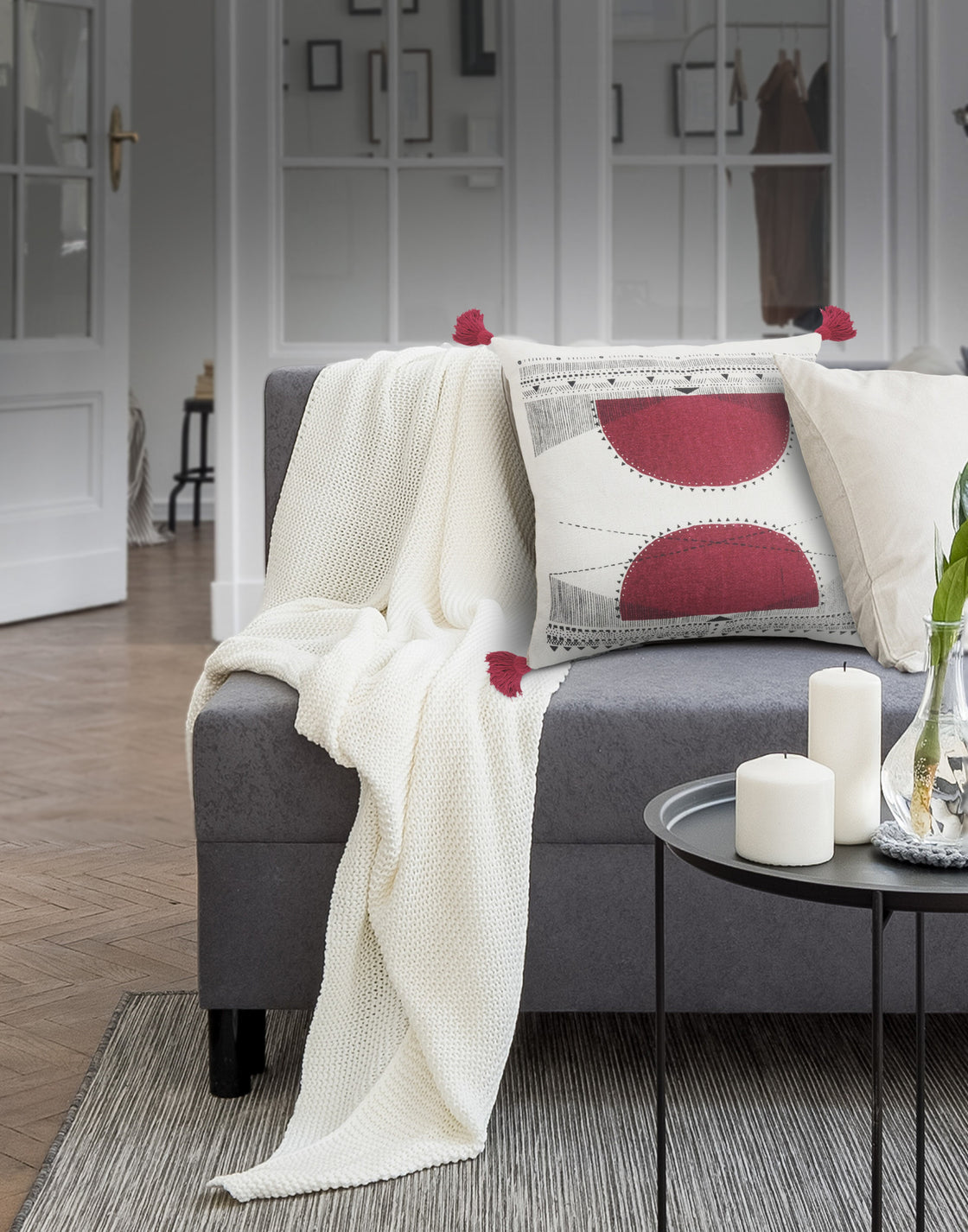 20" Black White And Burgundy Cotton Geometric Throw Pillow with Tassels-6