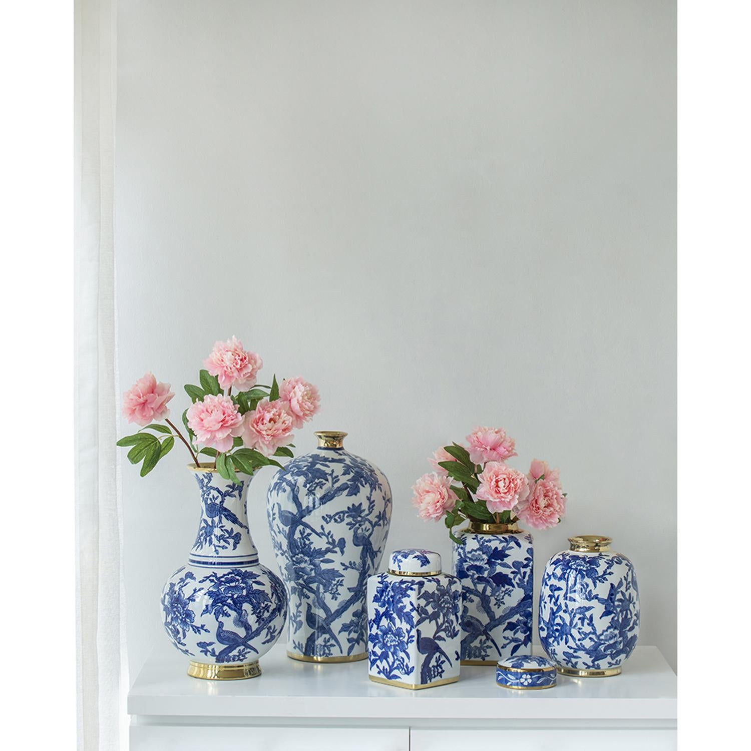 11" Blue And White Floral Round Porcelain Table Vase-5