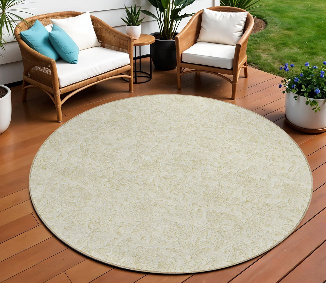 8' Ivory And Beige Round Floral Washable Indoor Outdoor Area Rug-0