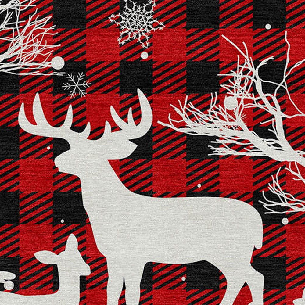 8' Red Black And Ivory Round Plaid Washable Indoor Outdoor Area Rug-3