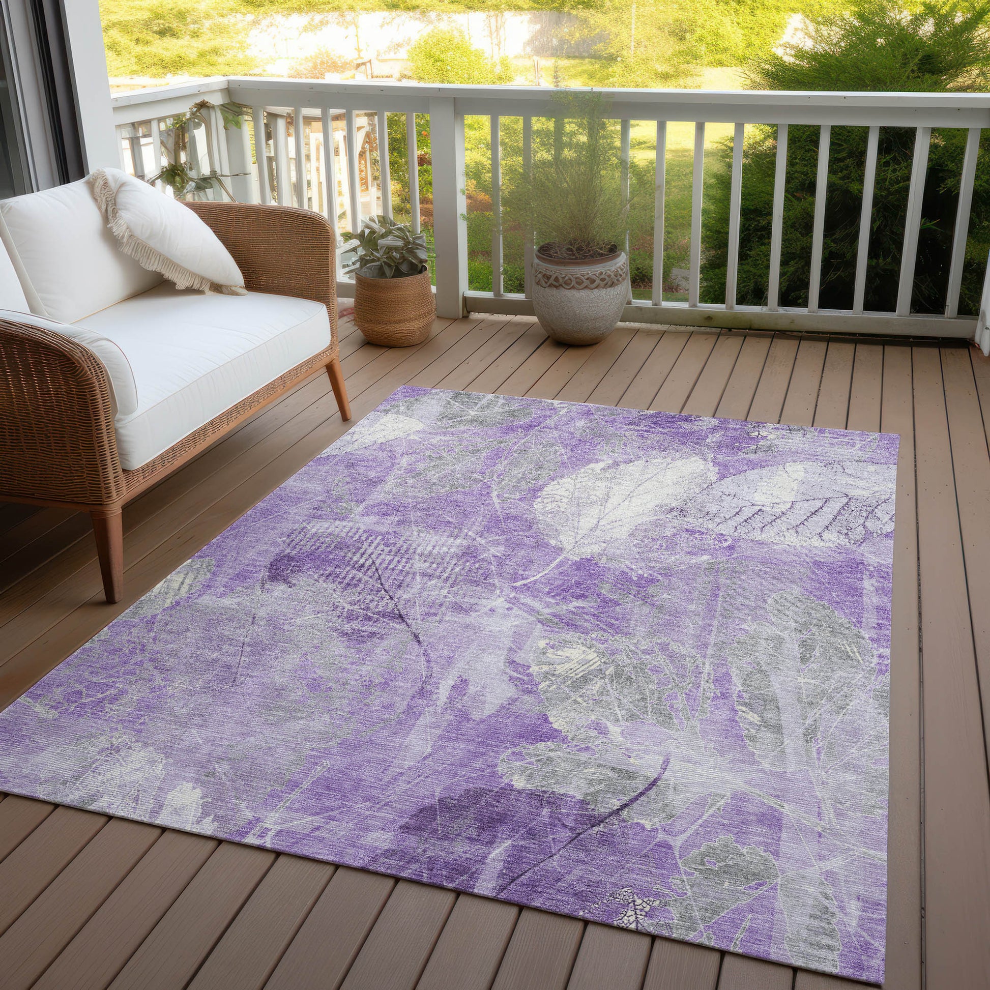9' X 12' Lavender And Ivory Floral Washable Indoor Outdoor Area Rug-5
