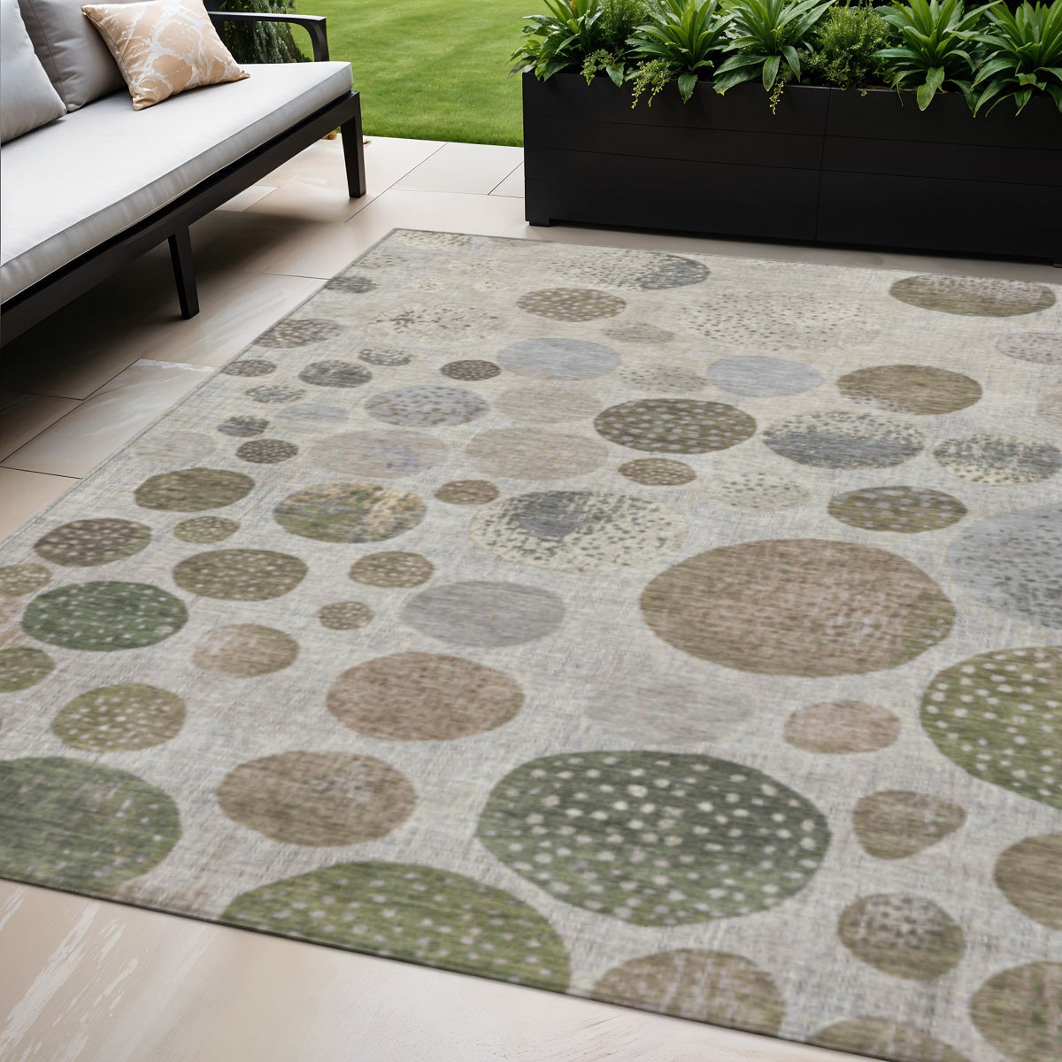 5' X 8' Taupe And Ivory Geometric Washable Indoor Outdoor Area Rug-1