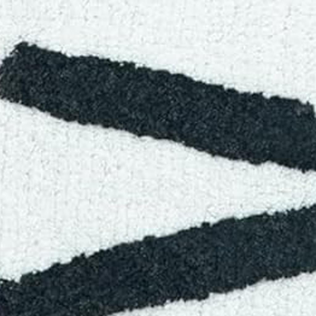 32" Black And White Cotton Cat Shaped Youthful Bath Rug-3