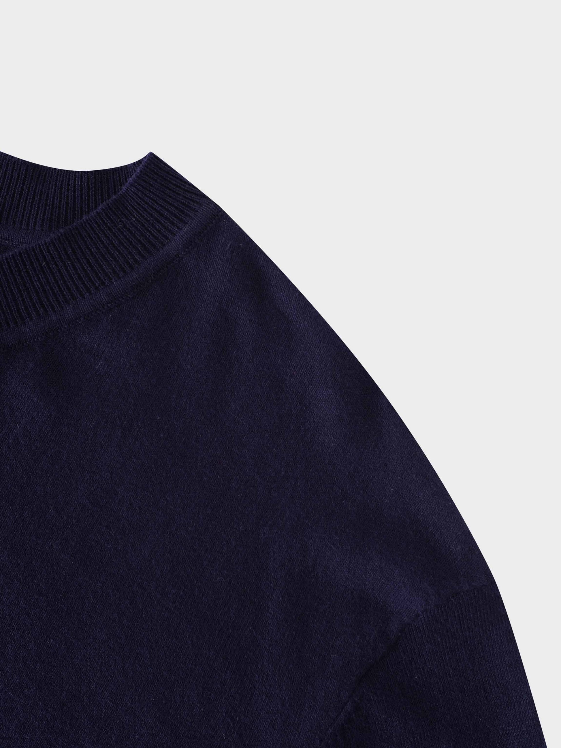 High V Lightweight Sweater-Navy-3