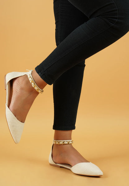 Buqisi Chain Embellished Flat Sandals-1