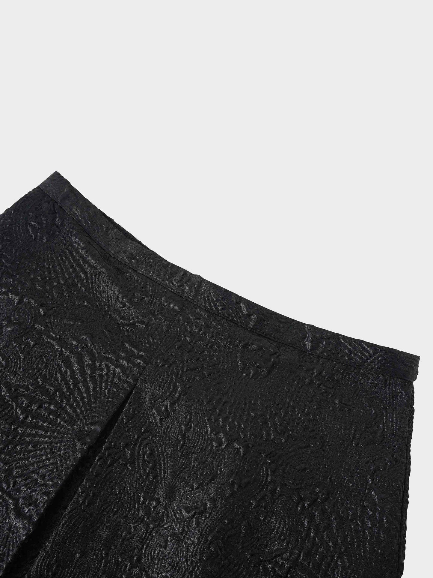 Embossed Inverted Pleat Skirt-Black-3