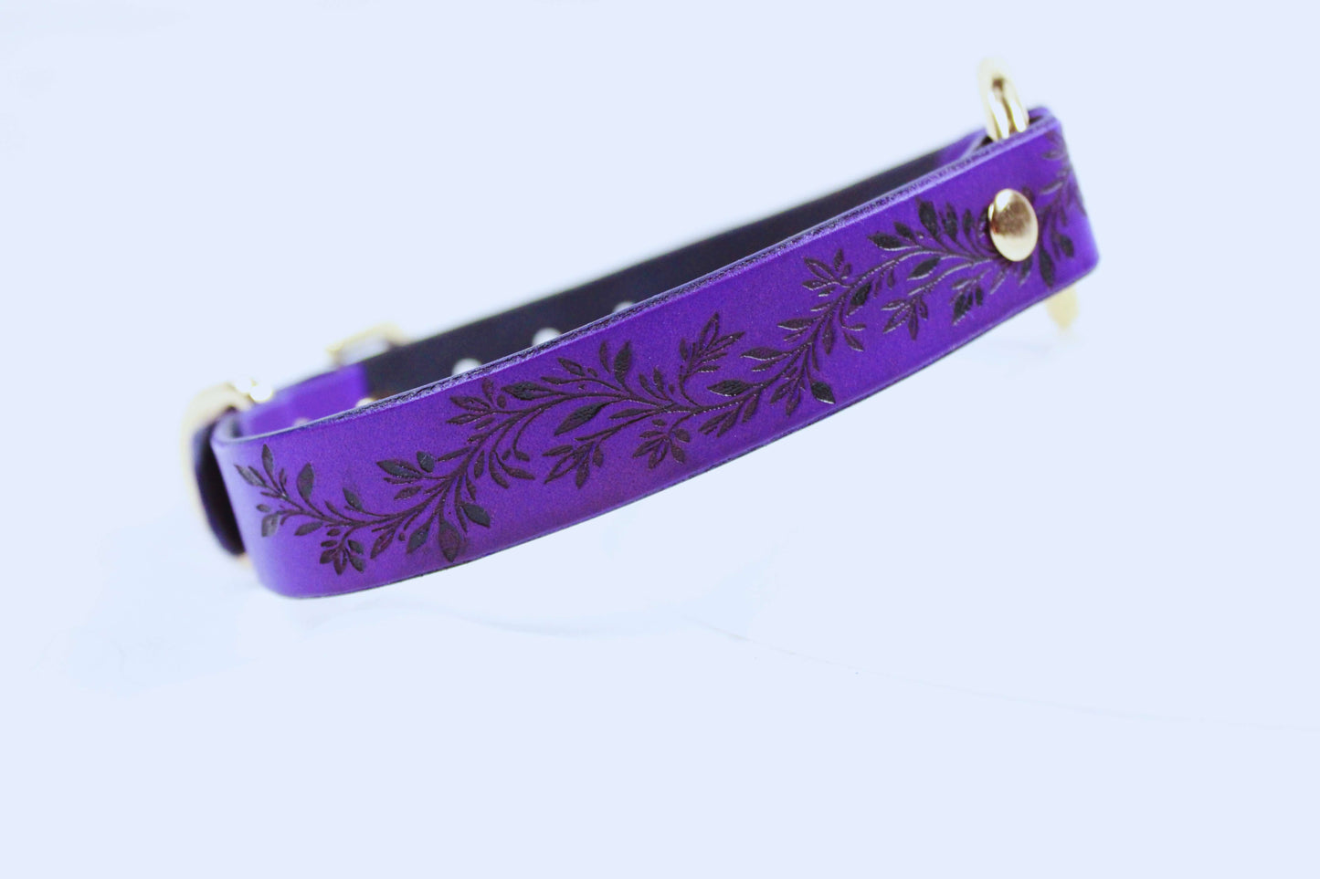 Leaf Pattern Submissive Day Collar – Purple Leather Discreet Jewelry-4