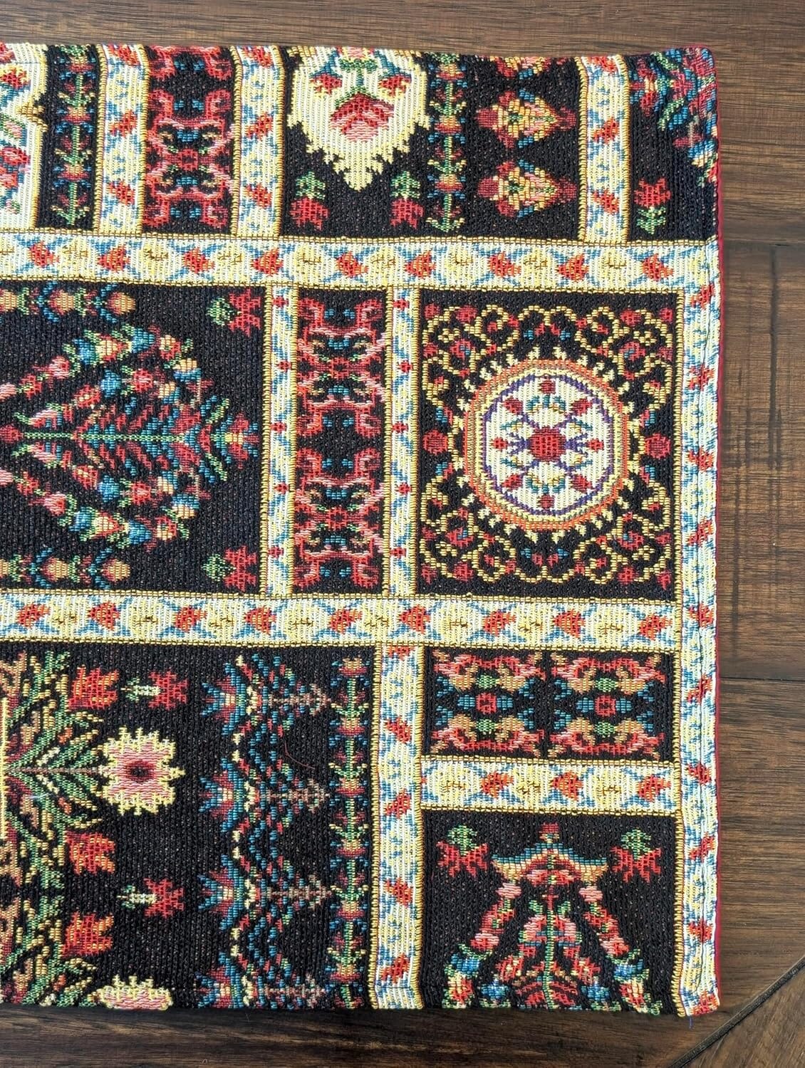 DaDalogy Bedding Set of 4-Pieces Dark Noir Mughal Floral Botanical Vintage Fleur Tapestry Placemats 13” x 19” (18197)-3