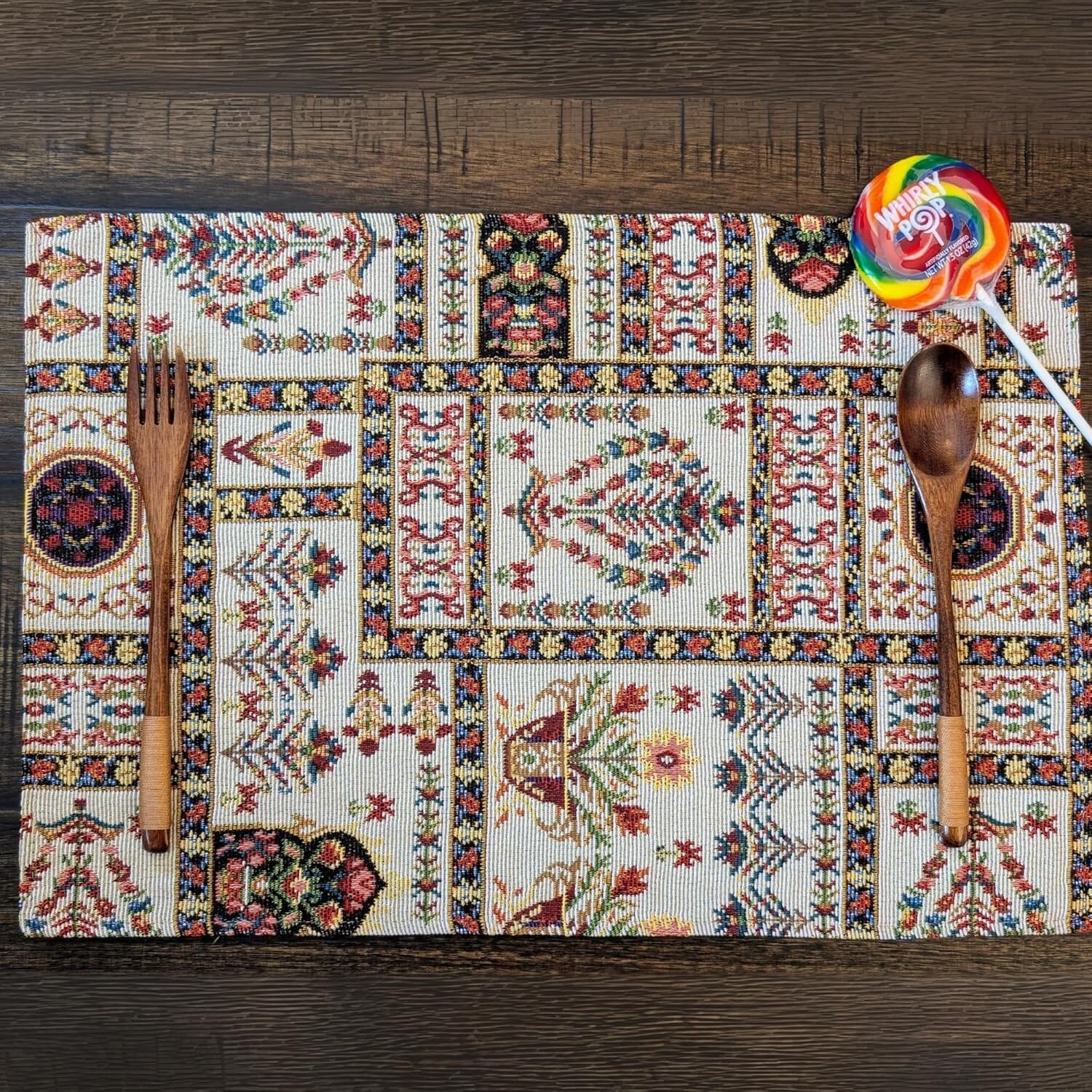 DaDalogy Bedding Set of 4-Pieces Light White Mughal Floral Botanical Cottage Fleur Tapestry Placemats 13” x 19” (18196)-4