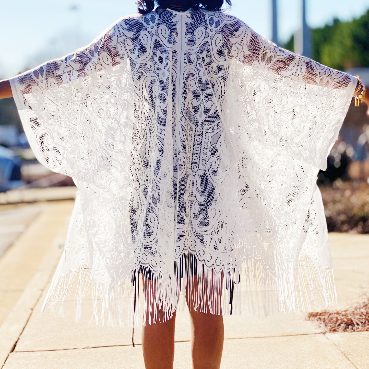 Elegant Lace Fringed Kimono-2