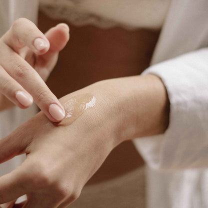 Bijoux Indiscrets Sex au Naturel Clitoral Arousal Serum-2