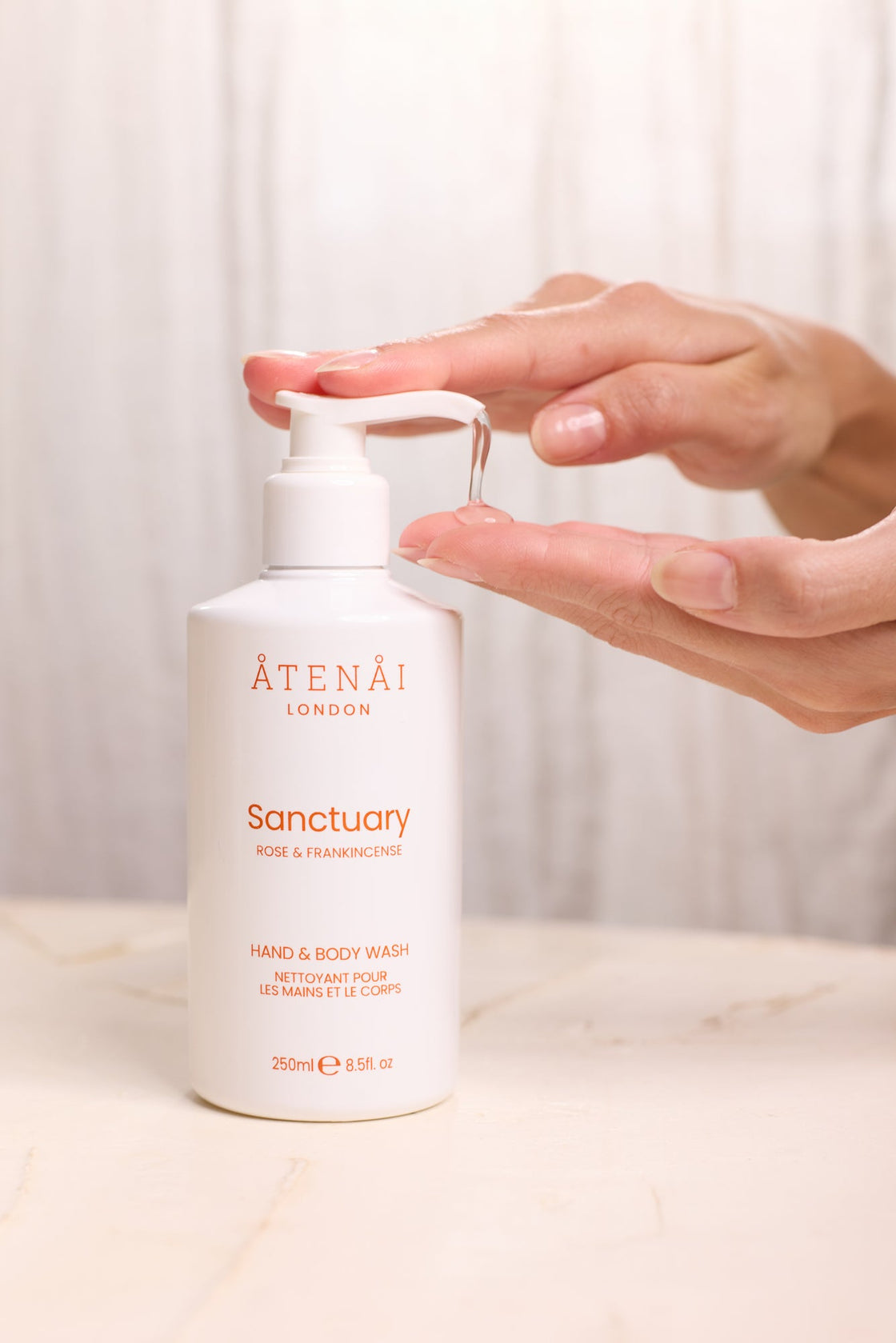 Sanctuary Hand & Body Wash-2