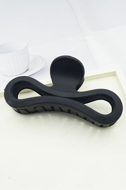 Black Wave Shape Matte Hair Claw Clip-1