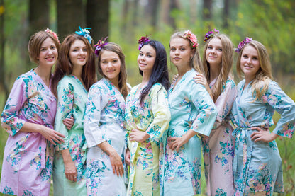 Light Yellow Blooming Flowers Pattern Bridesmaids Robes-1