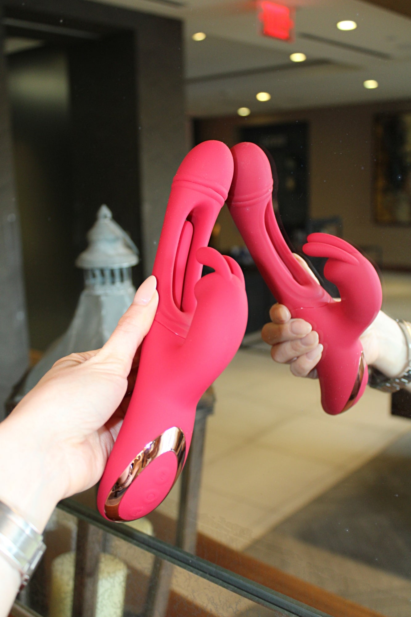 Bora Rabbit Tapping G-spot Vibrator | V For Vibes