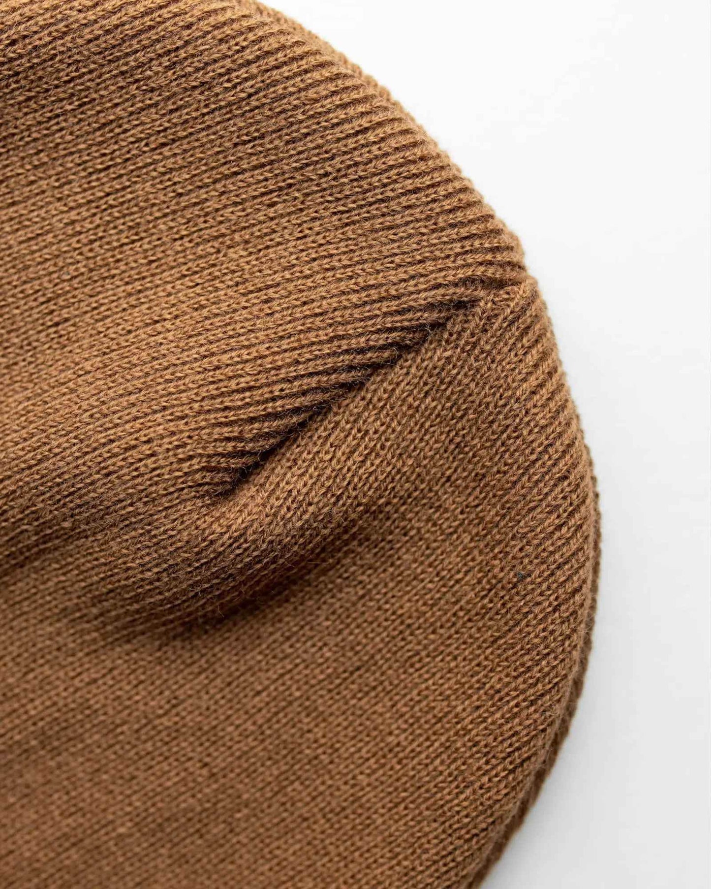 CS104 HAAKWEAR Traditional Silent Cuffed Beanie, Camel Brown-2