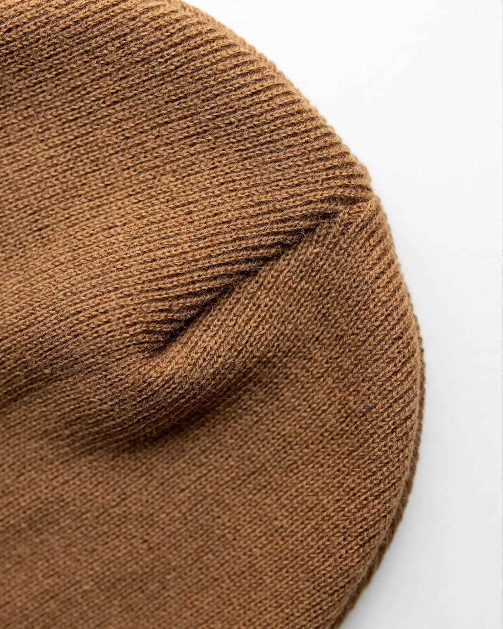 CS104 HAAKWEAR Traditional Silent Cuffed Beanie, Camel Brown-2