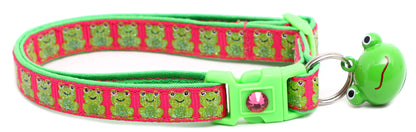 Frog 1 Breakaway Cat Collar-11