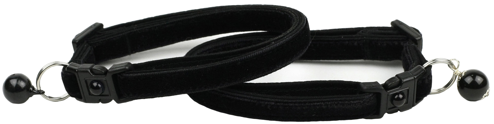Soft Black Velvet Cat Collar-3