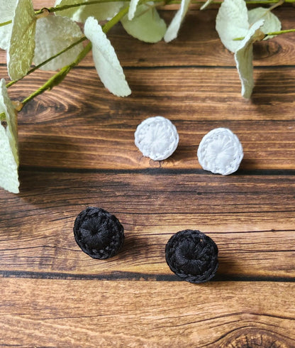 Circle Post Studs-4