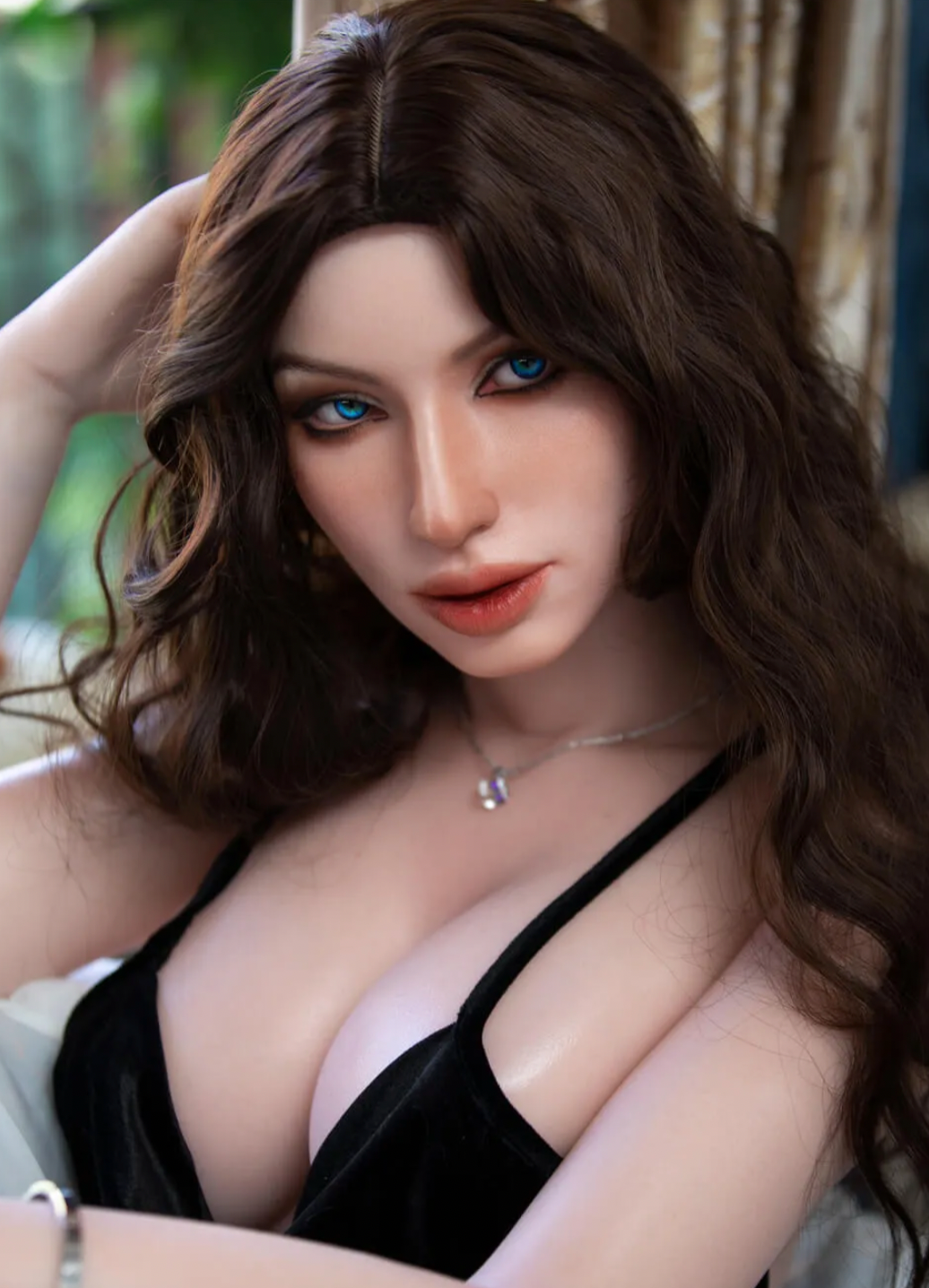 Latina Sex Doll - Latina Love Doll | V For Vibes