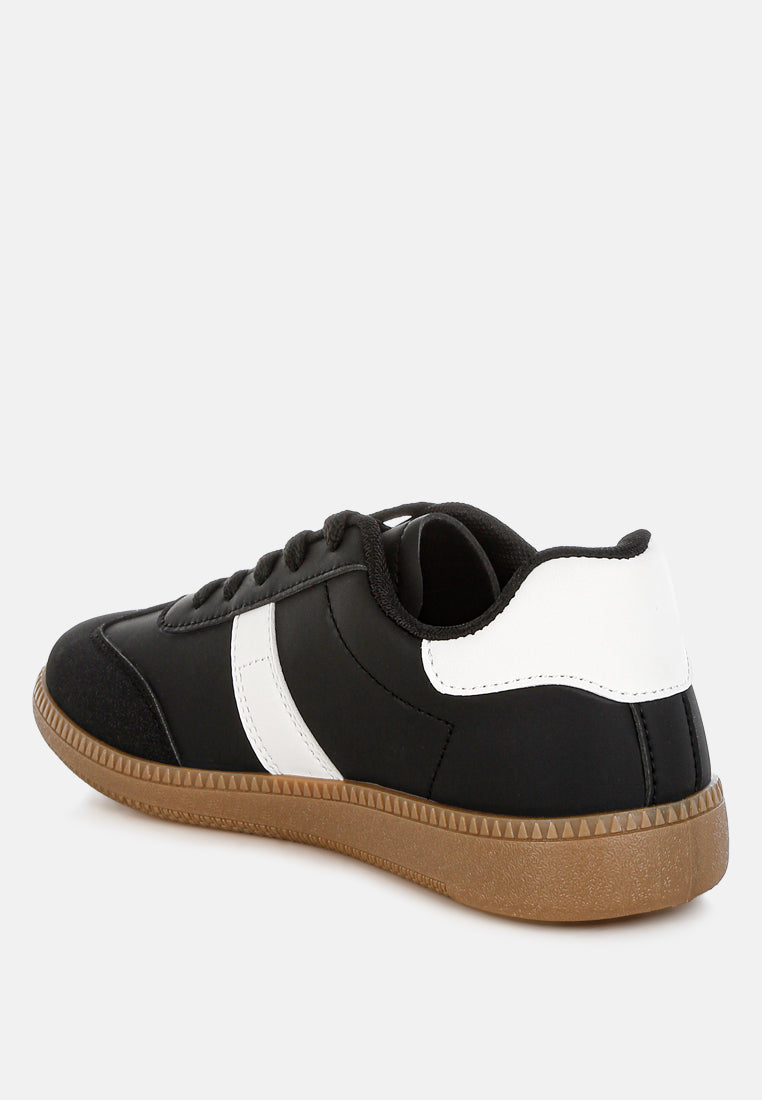 Crossover Classic Lace-Up Flatform Sneaker-4