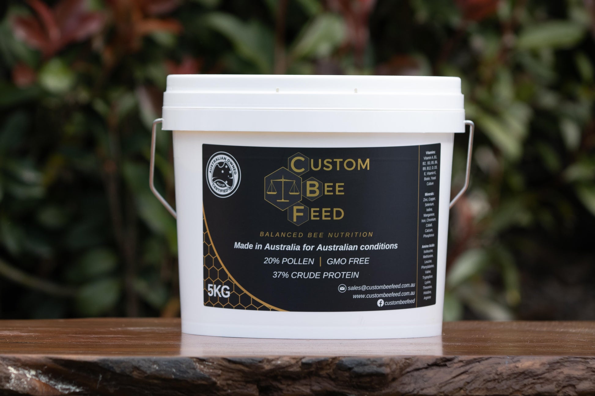 Custom Bee Feed-1