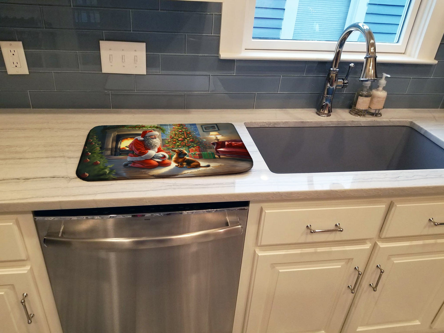 Dachshund and Santa Claus Dish Drying Mat-2