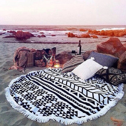 Black Round Beach Towel-1