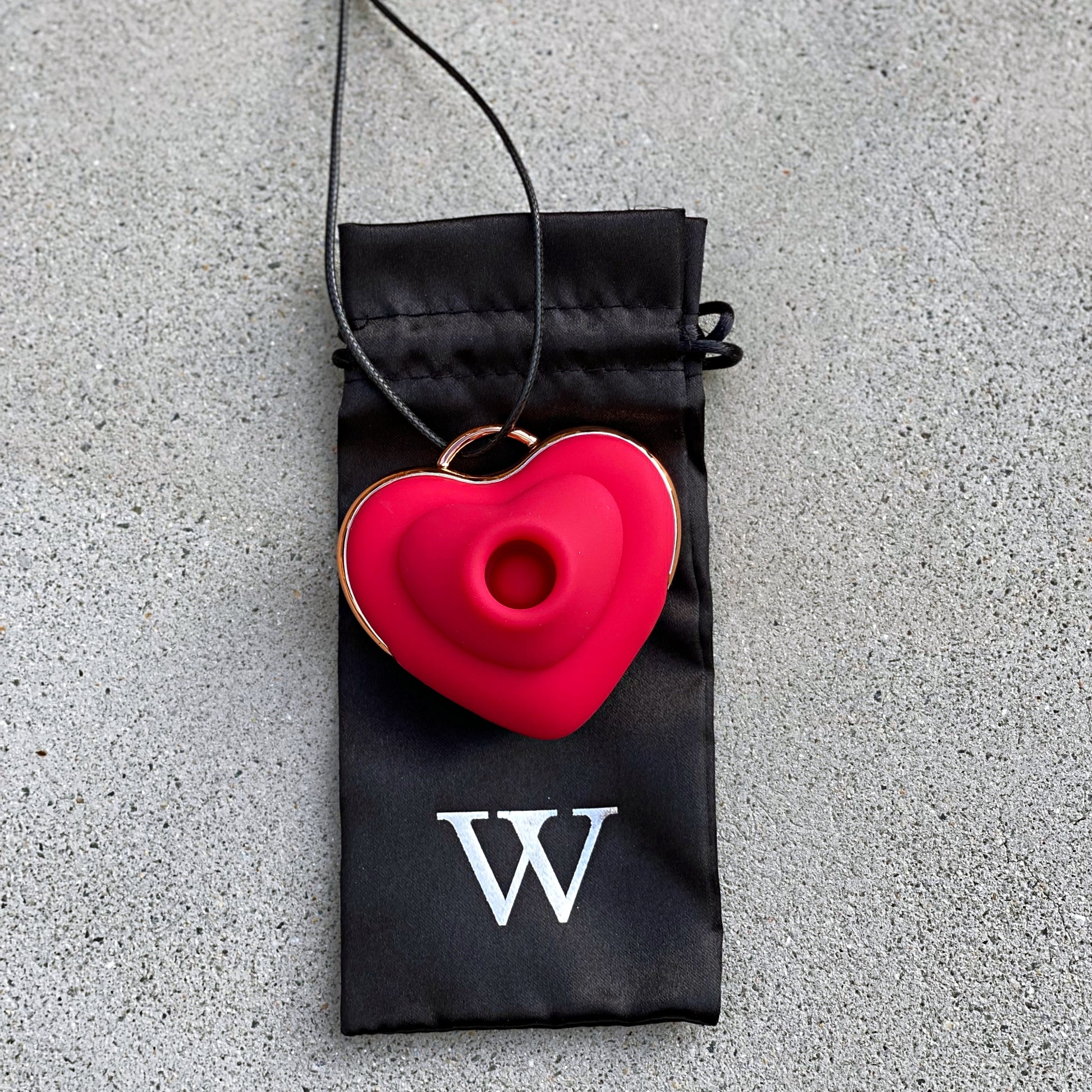 Vibrating Heart Necklace - Sexy Valentine's Gift | V For Vibes