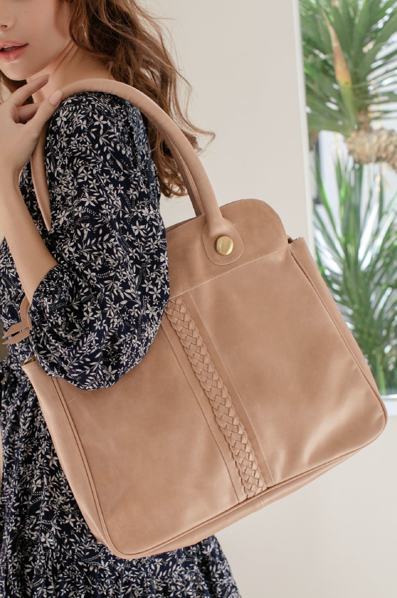 Freedom Leather Tote-0