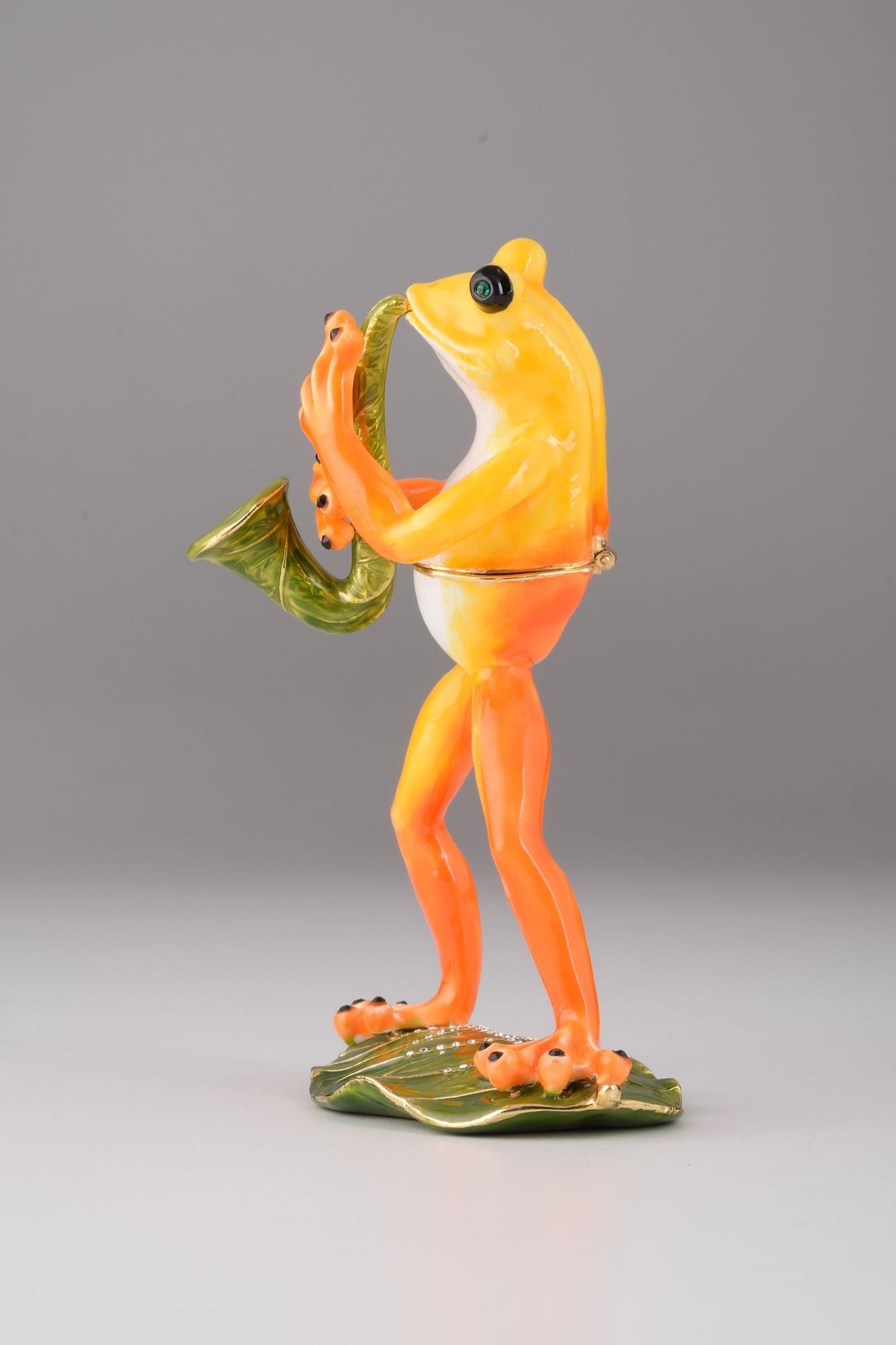 Frog Playing a Saxophone-3