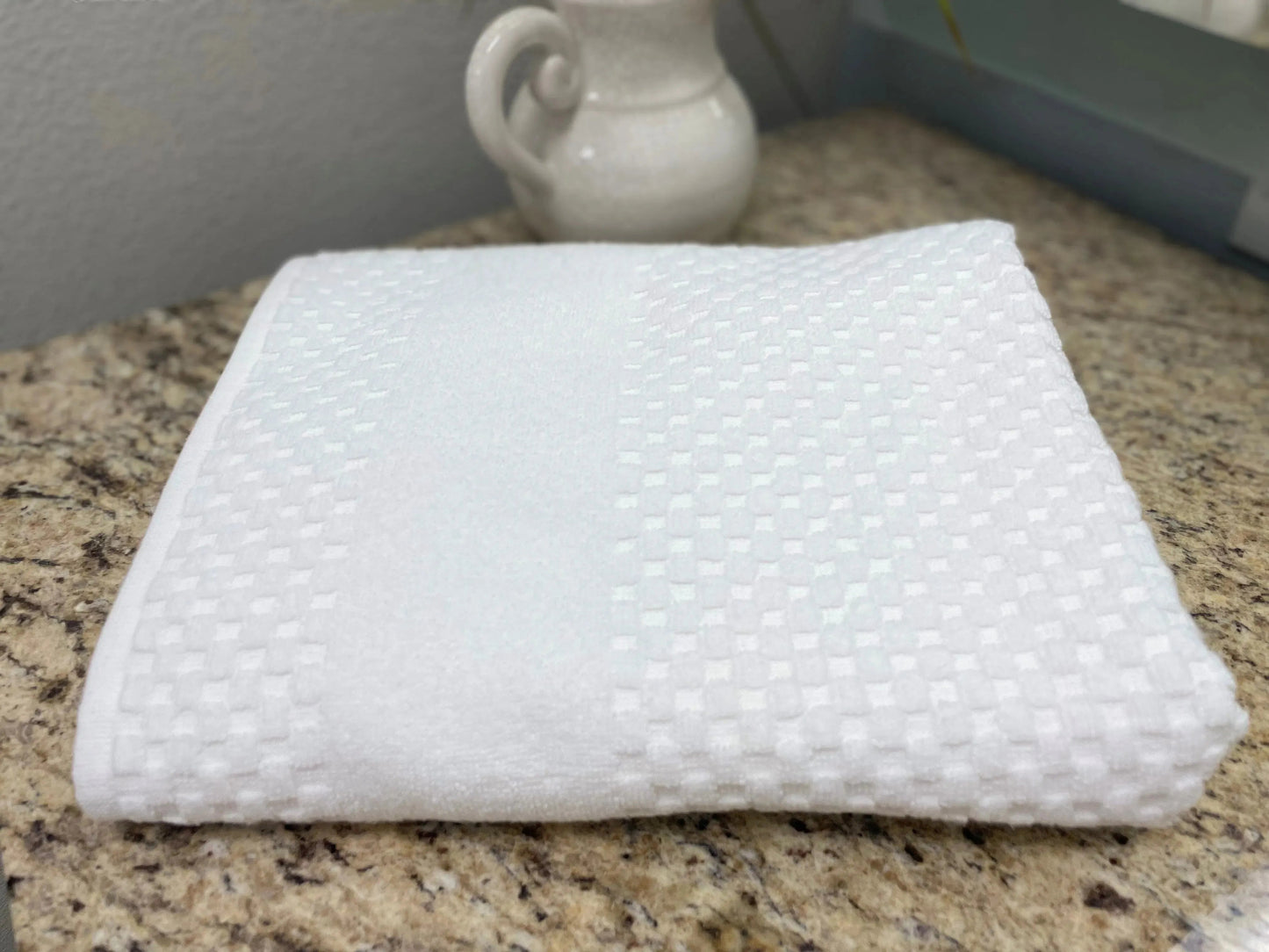 GTY Collection Zero Twist Premium Towels All over Checker Design-3