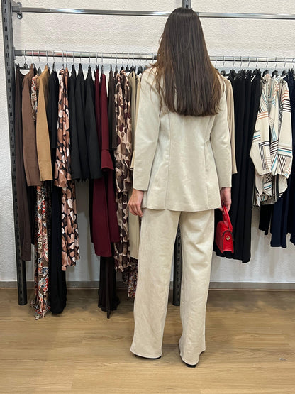 Conjunto antelina Chaqueta larga y pantalón recto-2