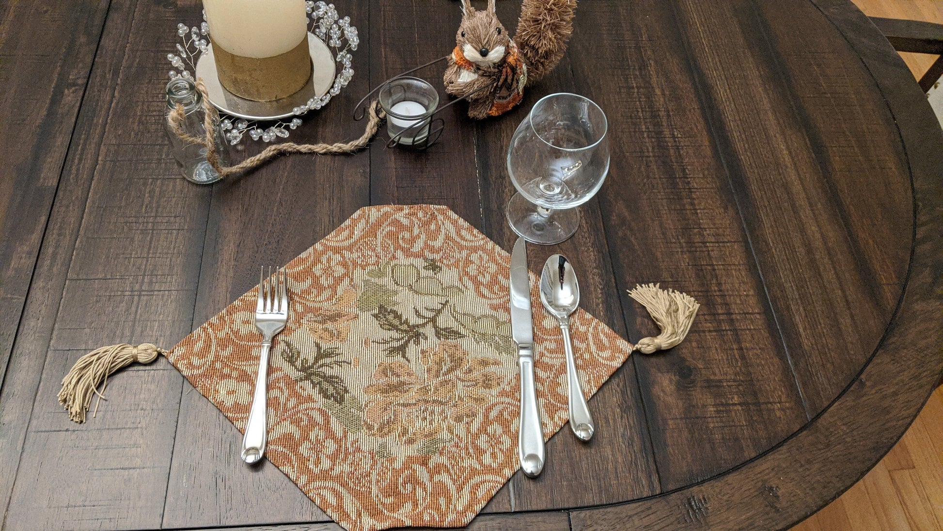 DaDa Bedding Set of 4-Pieces Nature Garden Floral Roses Tapestry Table Dining Cloth Runner Set - 13" x 17" (10072)-4