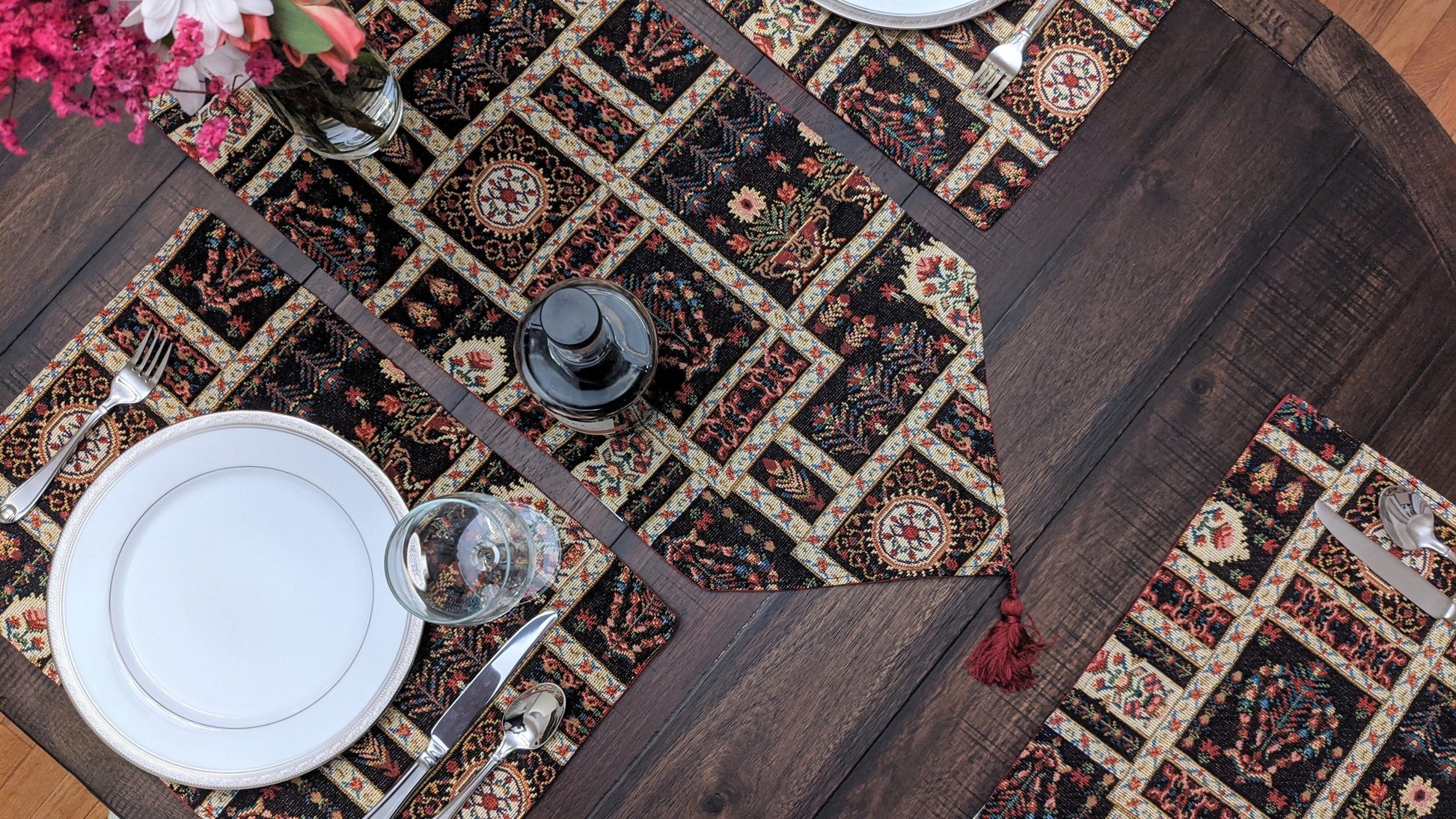 DaDalogy Bedding Elegant Woven Mughal Floral Tapestry Table Runner, Dark Noir Botanical Vintage Fleur (18197)-4