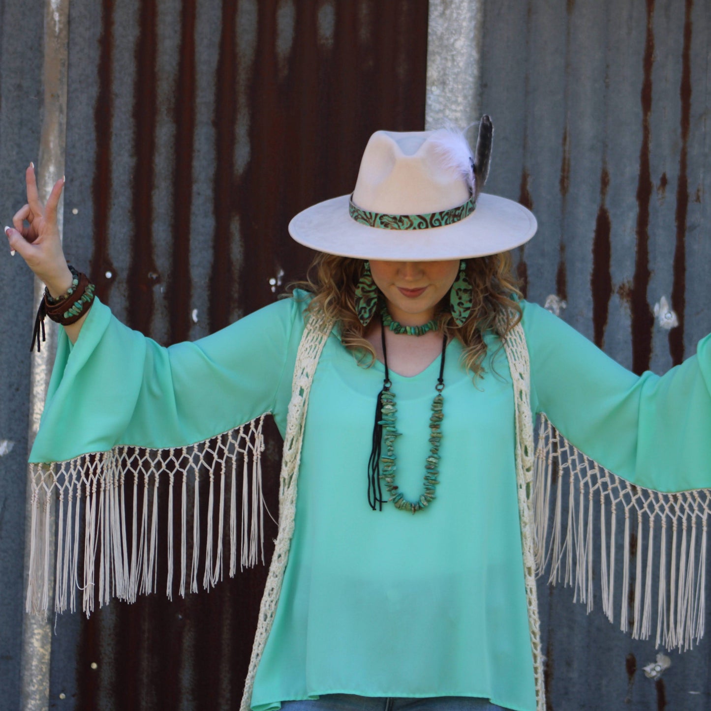 Leather Oval Earrings in Cowboy Turquoise w/ Turquoise Accent 206y-2