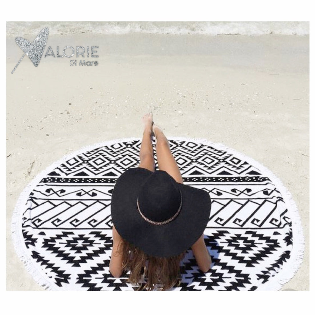 Black Round Beach Towel-0
