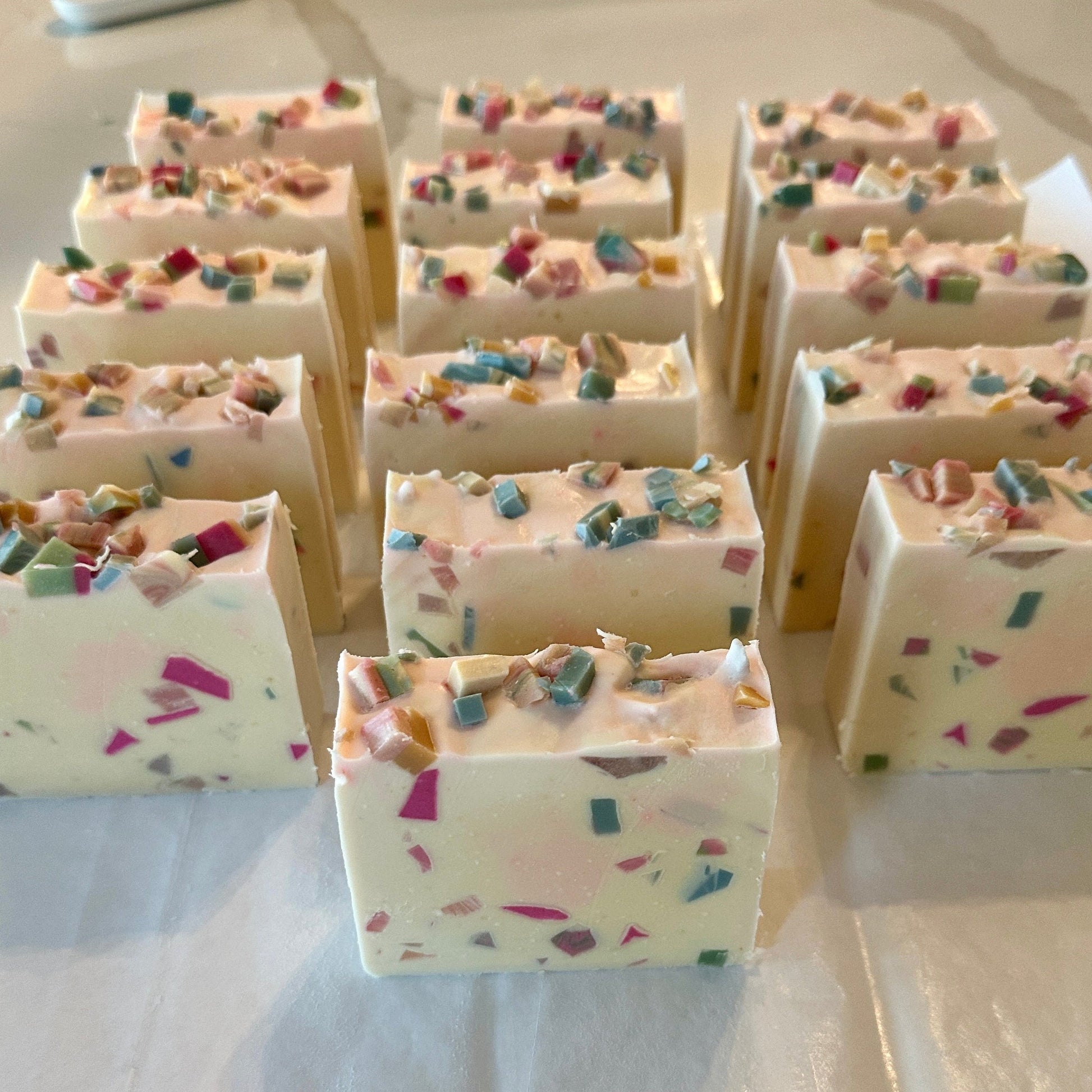 Confetti (Eucalyptus & Lavender)-1