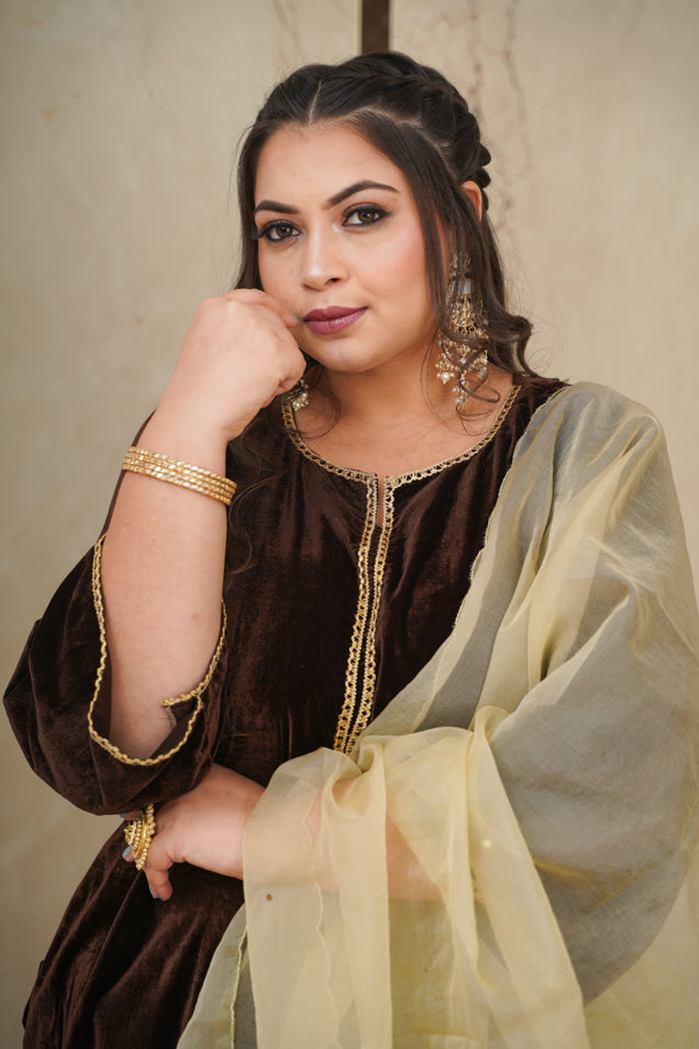 Brown Velvet Kurta Set - (Set of 3)-3