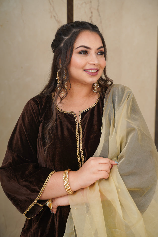 Brown Velvet Kurta Set - (Set of 3)-0
