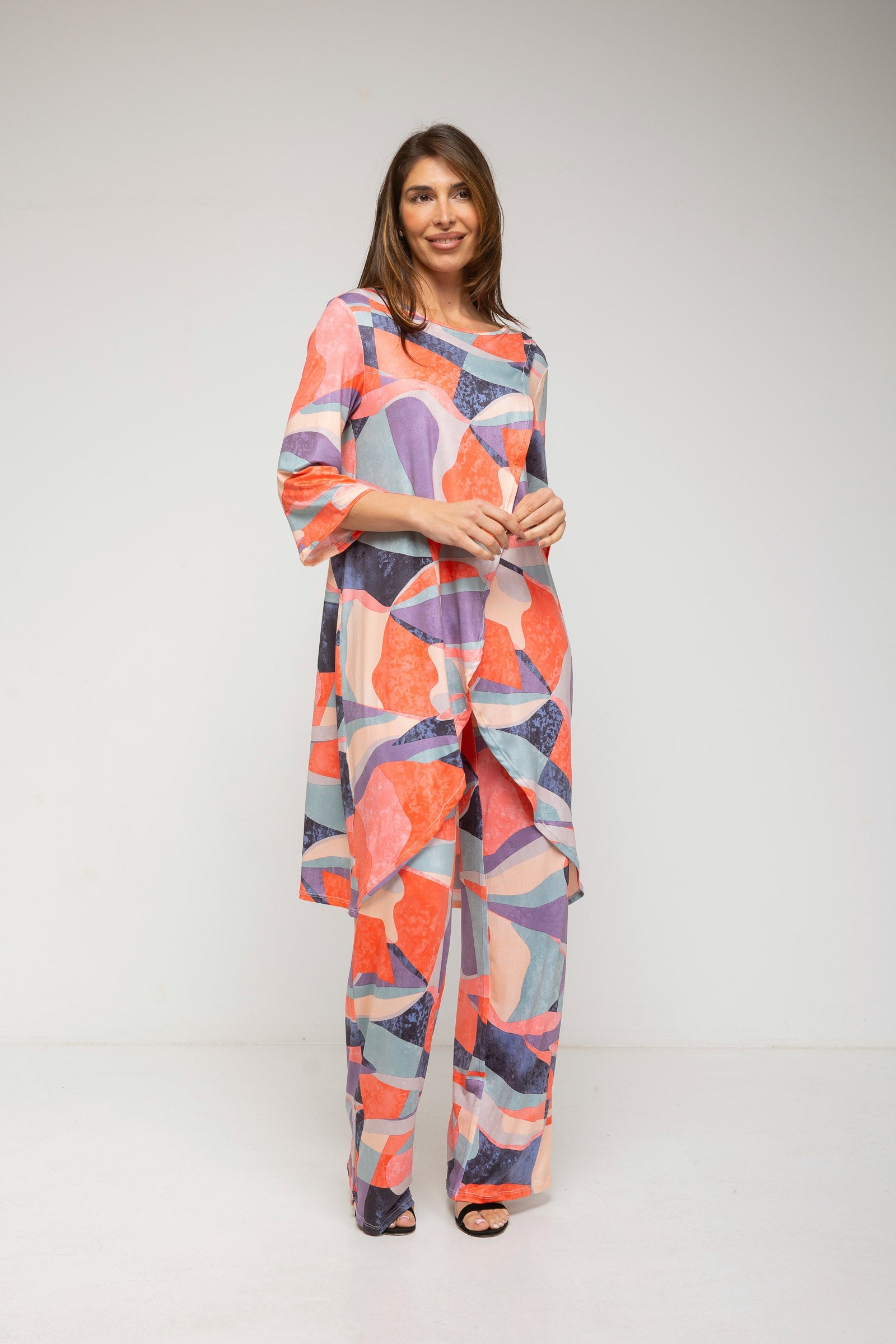 Conjunto de túnica larga estampada y pantalón color coral-1