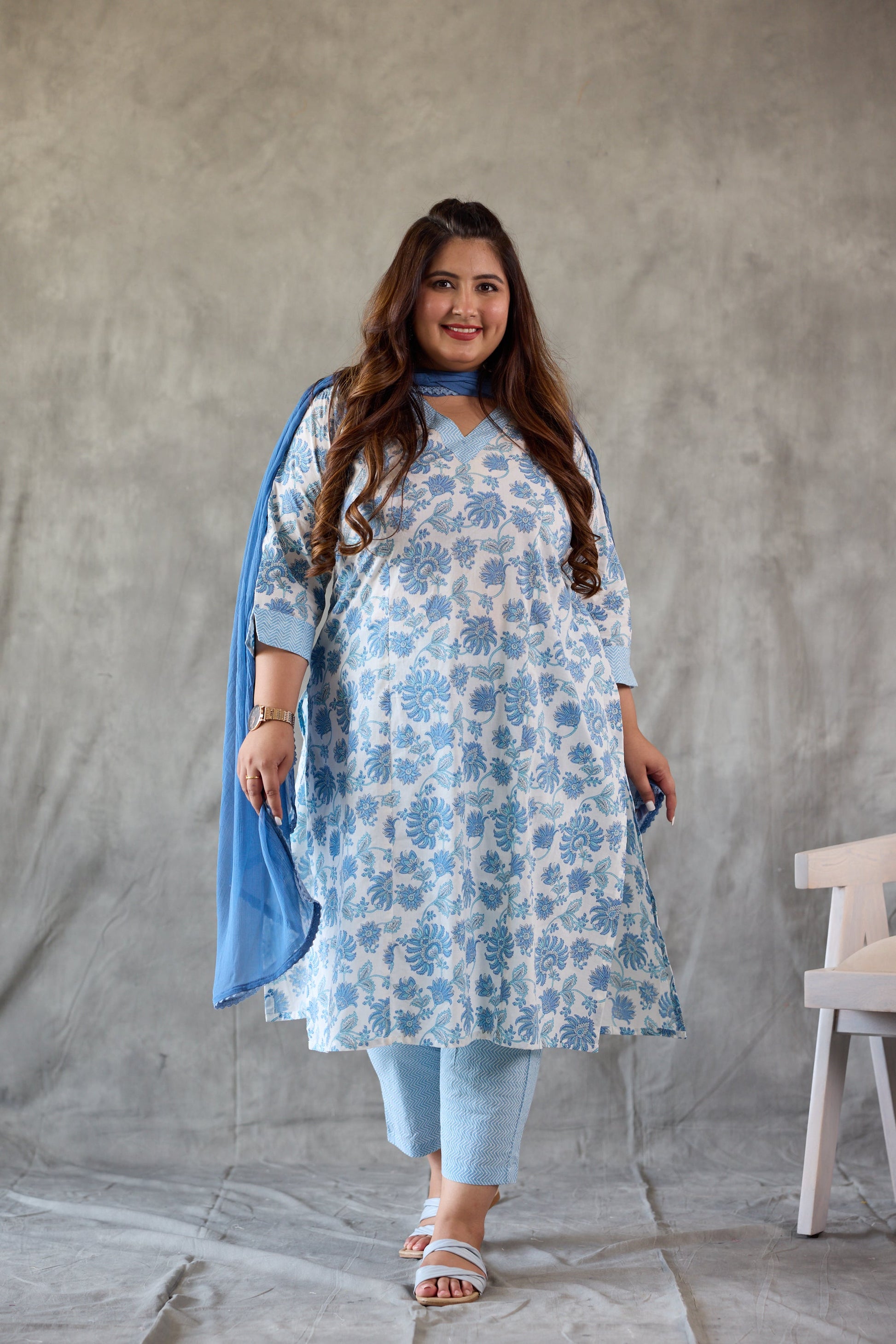 Blue Blossom White Cotton Kurta Set - (Set of 3)-0