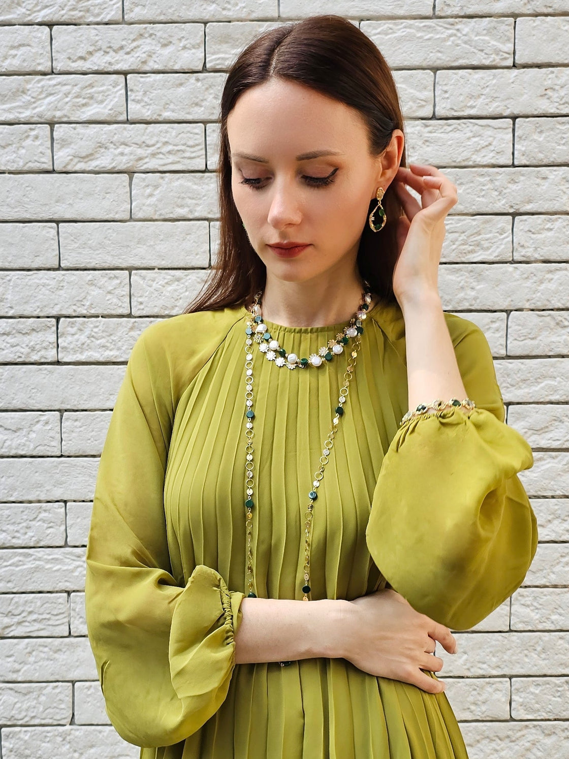 Round Shaped Gold Chain With Malachite Long Necklace PN062-4