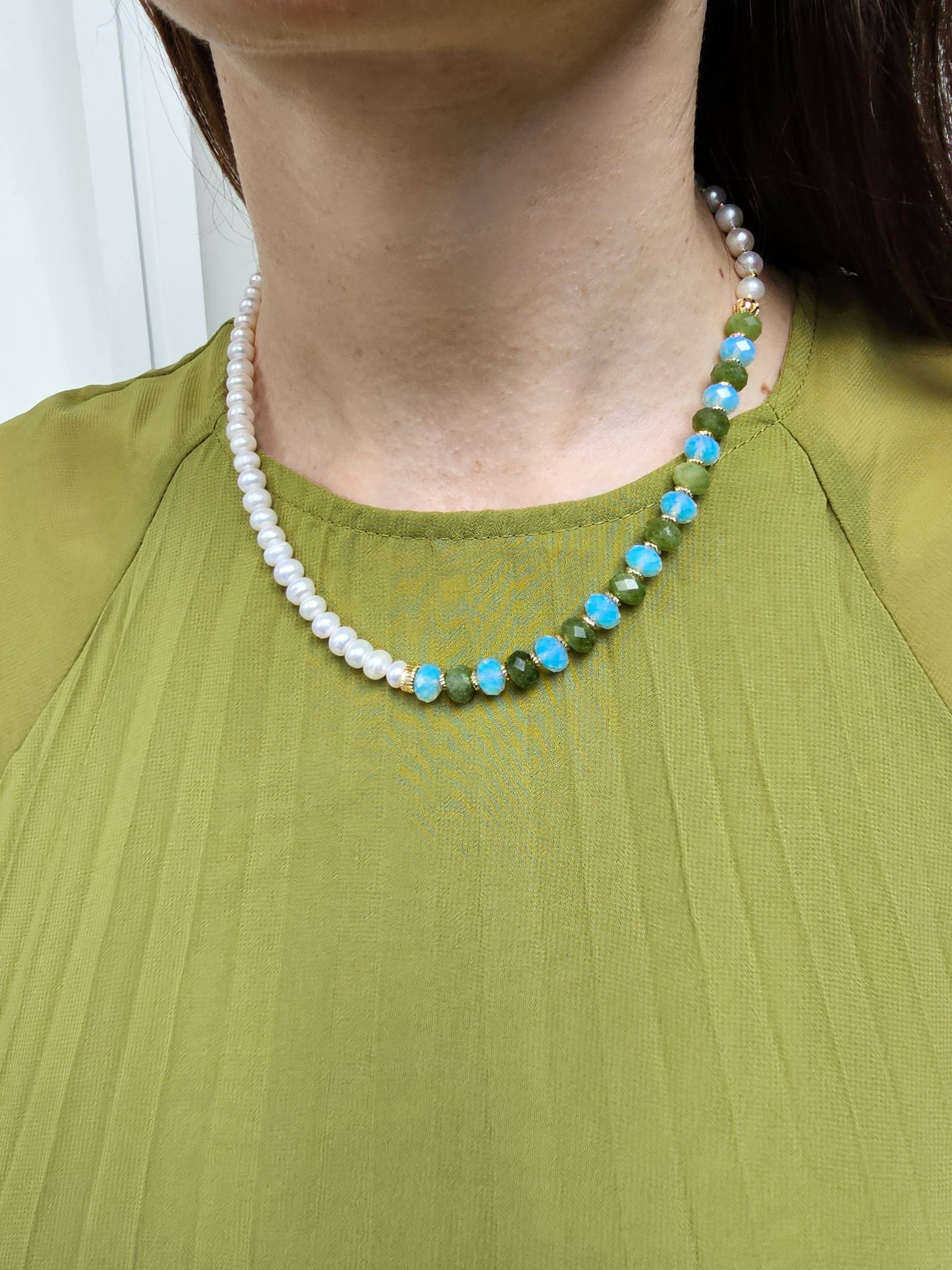 Freshwater Pearls With Green Jade And Opal Color Matching Necklace PN069-1