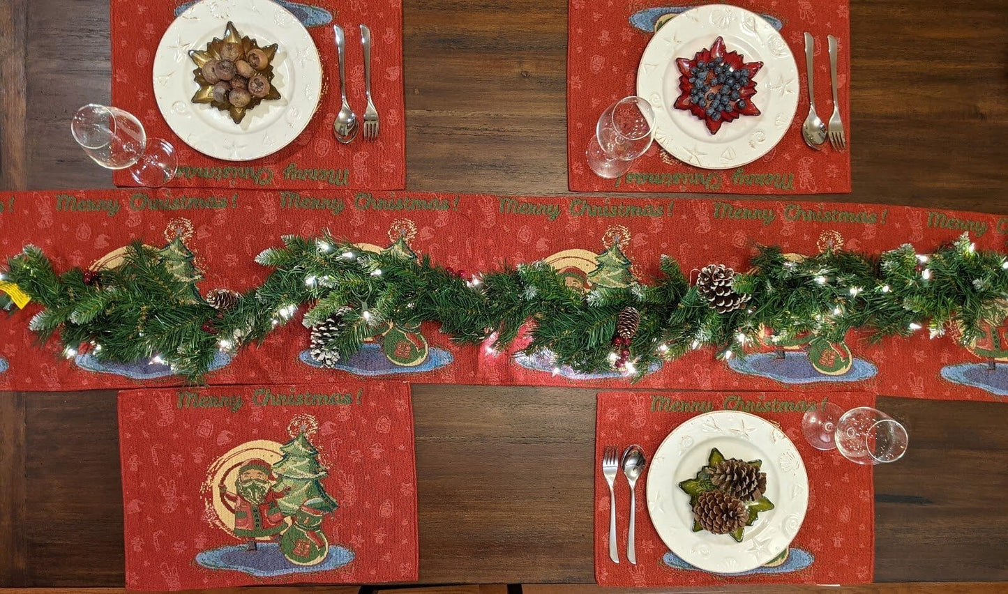 DaDa Bedding Set of 4-Pieces Red Santa Claus Christmas Tapestry Placemats 13” x 19” (17615)-3