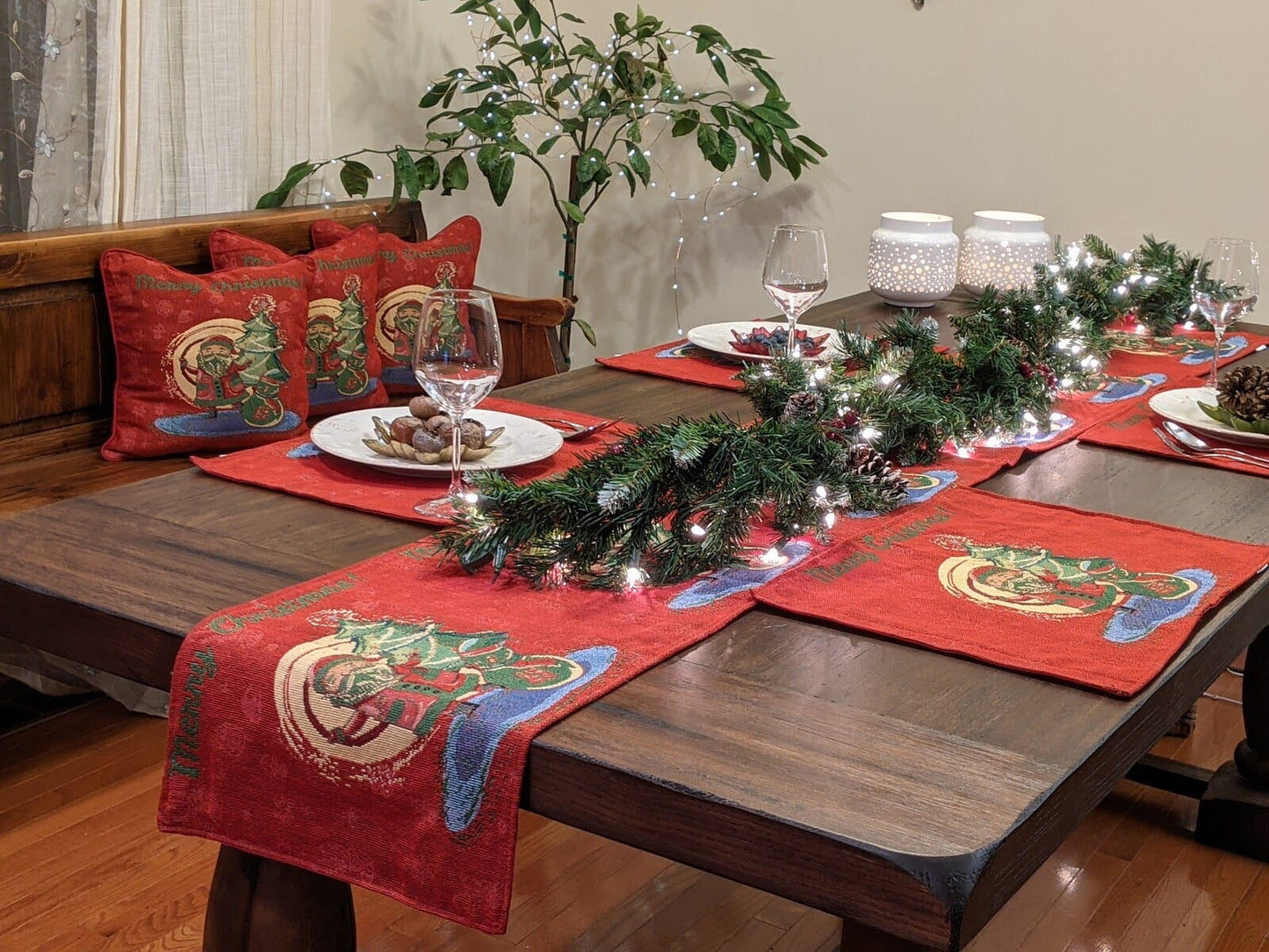 DaDa Bedding Set of 8 Pieces Red Santa Claus Holiday Table Tapestry - 4 Placemats, 2 Table Runners, 2 Throw Pillow Covers (17615)-1