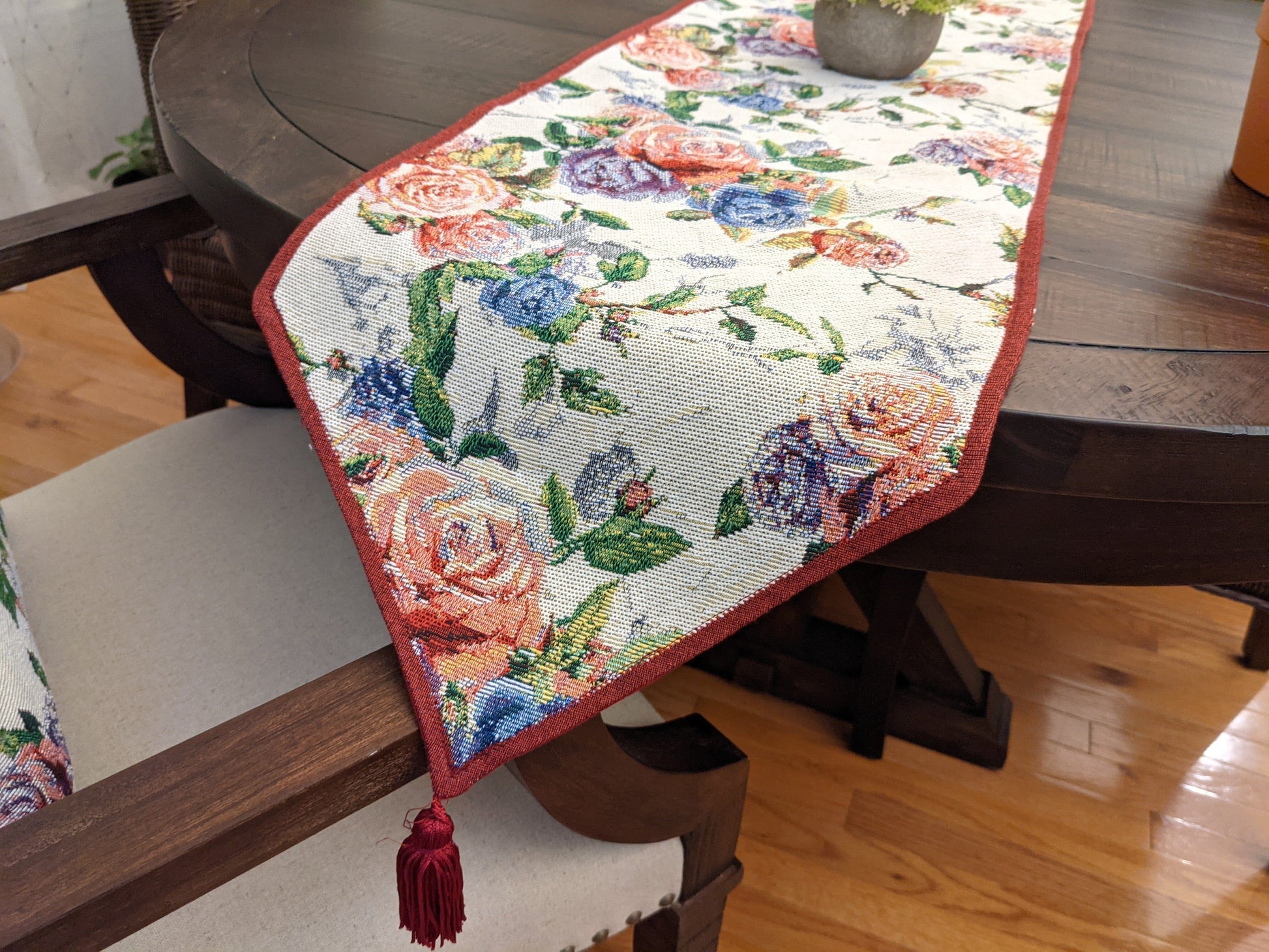 DaDa Bedding Vintage Romantic Roses Lovely Pink Floral Woven Tapestry Dining Table Runner (879)-3