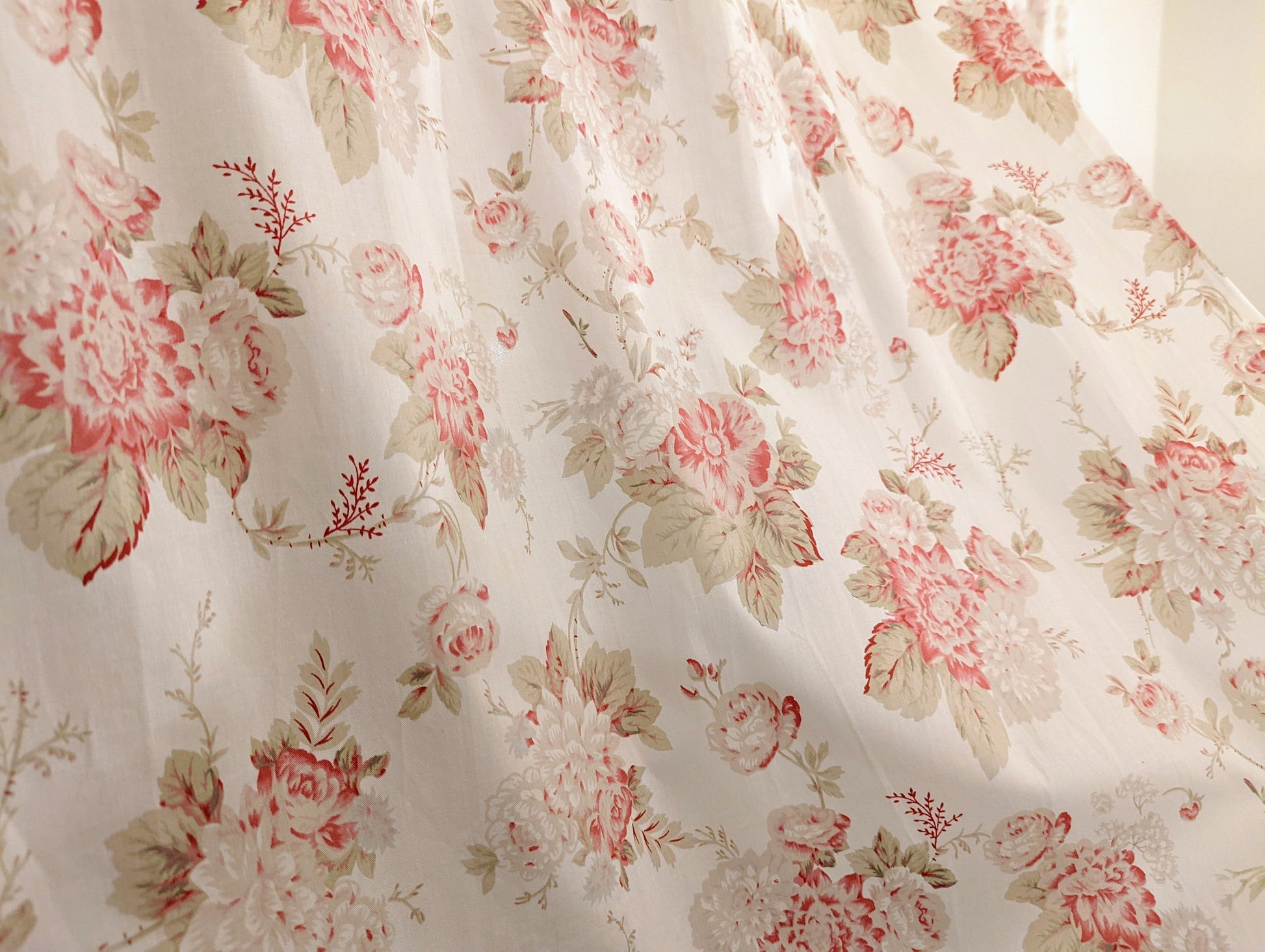 DaDa Bedding Set of 2-Pieces Hint of Mint Dainty Floral Pink Roses Cottage Sheer Window Panel Curtains (JHW3036)-3